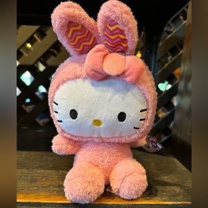 NWT Hello Kitty is adorable as a bunny! Perfect for that Easter basket!